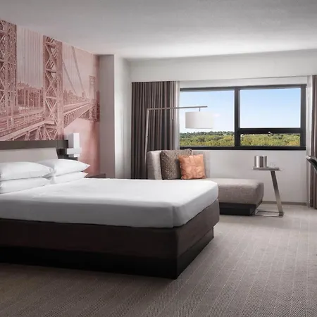 Teaneck Marriott At Glenpointe Hotel