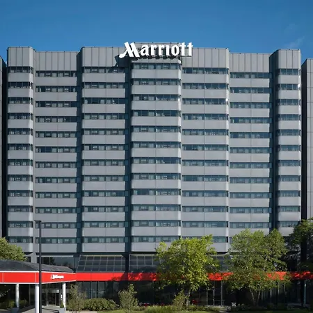Teaneck Marriott At Glenpointe Hotel